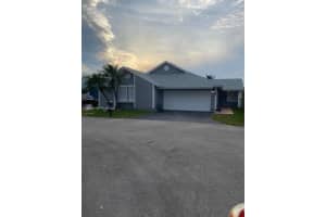 10304 SW 139th Pl, Miami, FL 33186, - MLS#A11962081