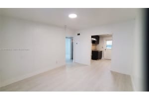 841 Nw 12th Ave 1 Fort Lauderdale, FL 33311 - MLS#A11962095