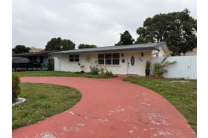 7950 Nw 10th St Pembroke Pines, FL 33024 - MLS#A11962119