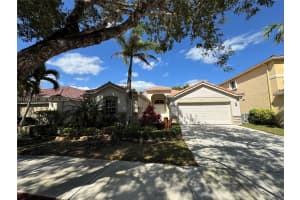 4273 Fox Ridge Dr Weston, FL 33331 - MLS#A11962141