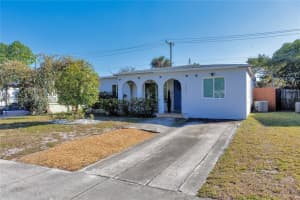 480 Ne 51st St, Oakland Park