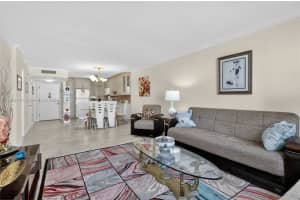 1849 S Ocean Dr 905, Hallandale Beach
