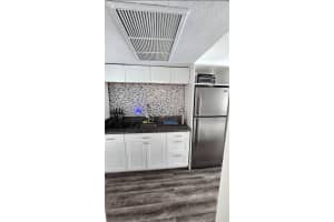 19201 Collins Ave 1124 Sunny Isles Beach, FL 33160 - MLS#A11962193