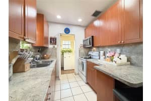 8891 Sw 28th St Miami, FL 33165 - MLS#A11962194