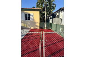 3445 Nw 2nd St Miami, FL 33125 - MLS#A11962209