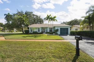 10308 Greenbriar Ct, Boca Raton