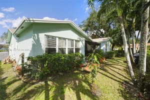 10308 Greenbriar Ct Boca Raton, FL 33498 - MLS#A11962279