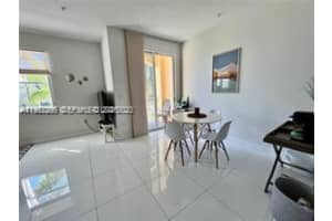 10012 Nw 7th St 203 Miami, FL 33172 - MLS#A11962286