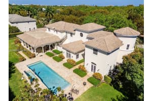 9076 Sw 59th Ct, Pinecrest