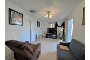 367 E 20th St 369 Hialeah, FL 33010 - MLS#A11962311