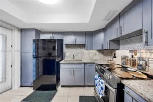 19051 NE 2nd Ave APT 1516, Miami, FL 33179, - MLS#A11962347