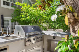 2813 Day Ave 2813 Miami, FL 33133 - MLS#A11962373