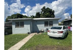 10229 Sw 175th St, Miami