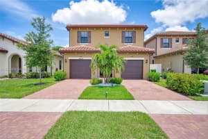 5016 Nw 48th Ln, Tamarac
