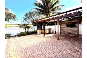 5016 Nw 48th Ln Tamarac, FL 33319 - MLS#A11962405