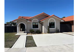 800 Nw 133rd Ave Miami, FL 33182 - MLS#A11962419