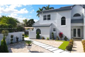 19230 Nw 87th Pl Hialeah, FL 33018 - MLS#A11962429