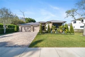7387 Sw 74th Ln, Miami