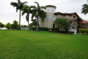 4800 Nw 124th Way Coral Springs, FL 33076 - Off Market
