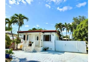 300 Sw 71st Ave Miami, FL 33144 - MLS#A11962468