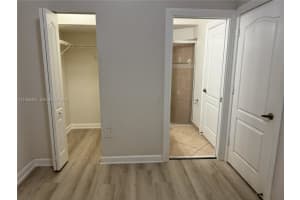 1048 Ne 30th Ave 1048 Homestead, FL 33033 - MLS#A11962481