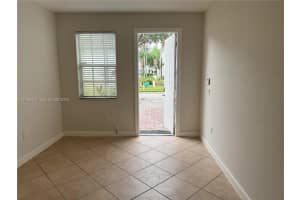 1048 Ne 30th Ave 1048 Homestead, FL 33033 - MLS#A11962481