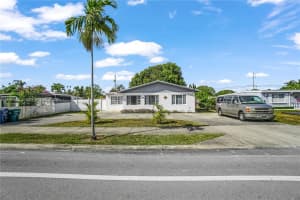 4630 Sw 97th Ave Miami, FL 33165 - MLS#A11962504