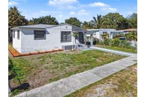 15694 Ne 10th Ct North Miami Beach, FL 33162 - MLS#A11962522