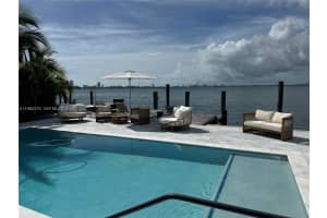 1930 Bay Dr Fith Level Un 0 Miami Beach, FL 33141 - MLS#A11962576