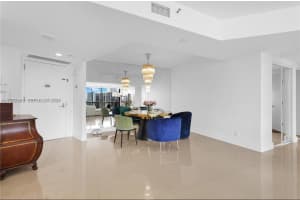 1000 W Island Blvd 2508 Aventura, FL 33160 - MLS#A11962583