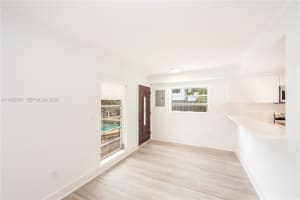 230 Sunrise Dr 1 Key Biscayne, FL 33149 - MLS#A11962591