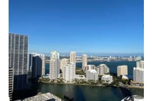 950 Brickell Bay Dr 4002 Miami, FL 33131 - MLS#A11962615