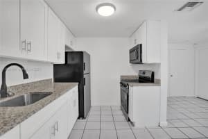 307 Nw 11th Ave, Delray Beach