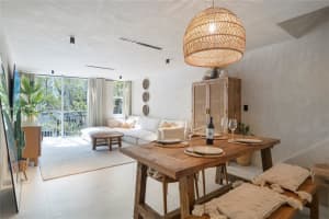 325 Meridian Ave 12 Miami Beach, FL 33139 - MLS#A11962649