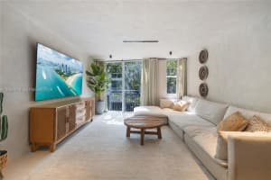 325 Meridian Ave 12 Miami Beach, FL 33139 - MLS#A11962649