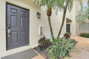 16339 Malibu Dr 22 Weston, FL 33326 - MLS#A11962656