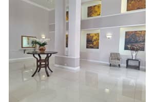 9725 Nw 52nd St 408 Doral, FL 33178 - MLS#A11962674