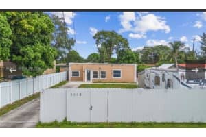 1835 Nw 85th St Miami, FL 33147 - MLS#A11962687