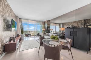 88 SW 7th St Apt 3806, Miami, FL 33130, - MLS#A11962692