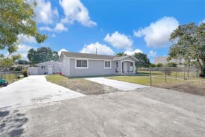 3280 Nw 213th Ter Miami Gardens, FL 33056 - MLS#A11962707