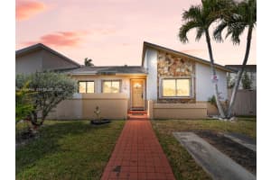 10832 Sw 146th Pl, Miami