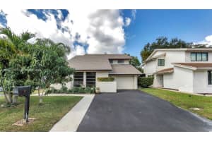 4011 Sw 82nd Ter Davie, FL 33328 - MLS#A11962730