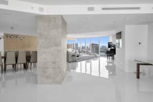 300 S Pointe Dr 3105 Miami Beach, FL 33139 - MLS#A11962760