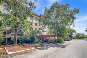 4160 Inverrary Dr 308 Lauderhill, FL 33319 - MLS#A11962769