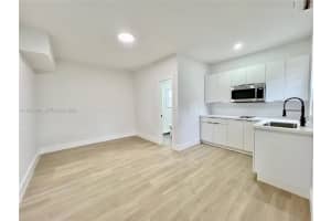 2480 NW 96th St b, Miami, FL 33147, - MLS#A11962804