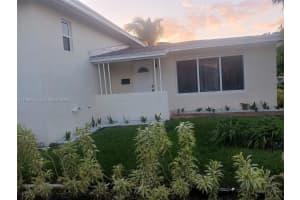 1260 Ne 200th Ter Miami, FL 33179 - MLS#A11962805