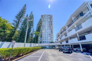 2780 NE 183rd St, Aventura, FL 33160, Sold 02/17/26