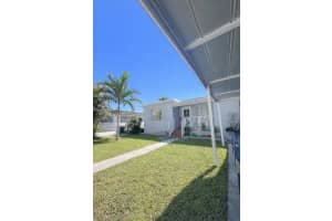 2460 Nw 33rd St Miami, FL 33142 - MLS#A11962824