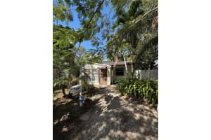 1655 Ne 175th St North Miami Beach, FL 33162 - MLS#A11962846