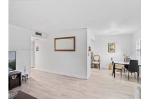 13250 Sw 7th Ct 317l Pembroke Pines, FL 33027 - MLS#A11962892